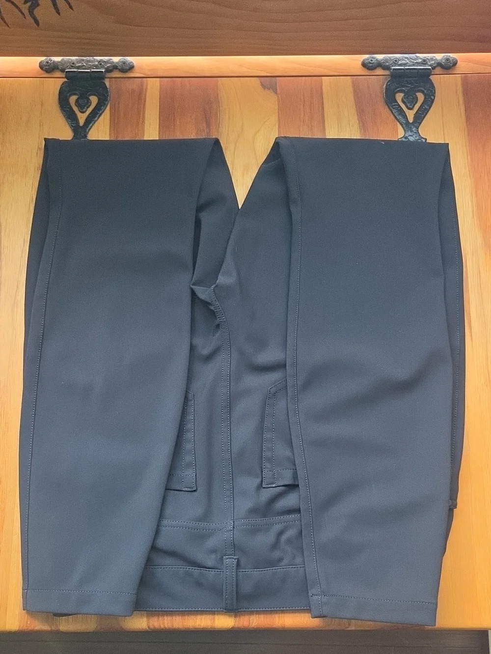 Lululemon City Sleek Slim-fit High Rise Pant Black size 30 / 10